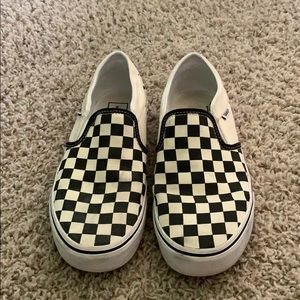 Brand new black and White checkered vans size 7.5